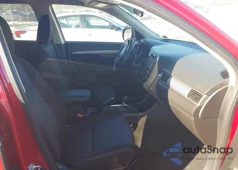 2016 Mitsubishi Outlander Se z USA, uszkodzony, nr VIN JA4AD3A38GZ039860